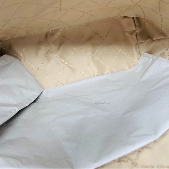 Michael kors large Charlotte tote vanilla white - Picture 9 of 10